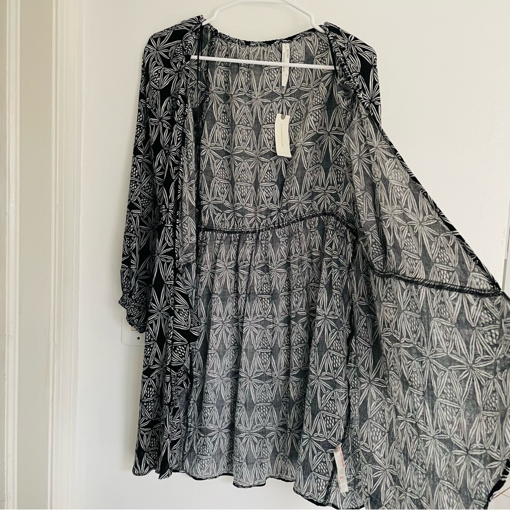 ANTHROPOLOGIE NWT Printed Cover-Up Wrap Dress - Picture 8 of 16